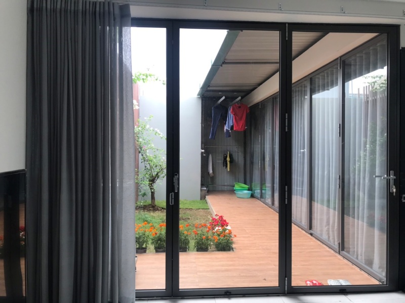 Đinh Gia Group tự hào mang đến quý khách hàng các sản phẩm cửa nhôm nhập khẩu chất lượng và thẩm mỹ.
